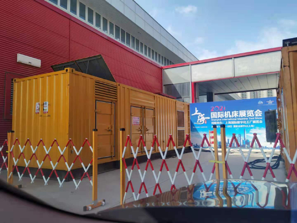 隆安发电车出租-发电机无电压或电压太低怎么办？