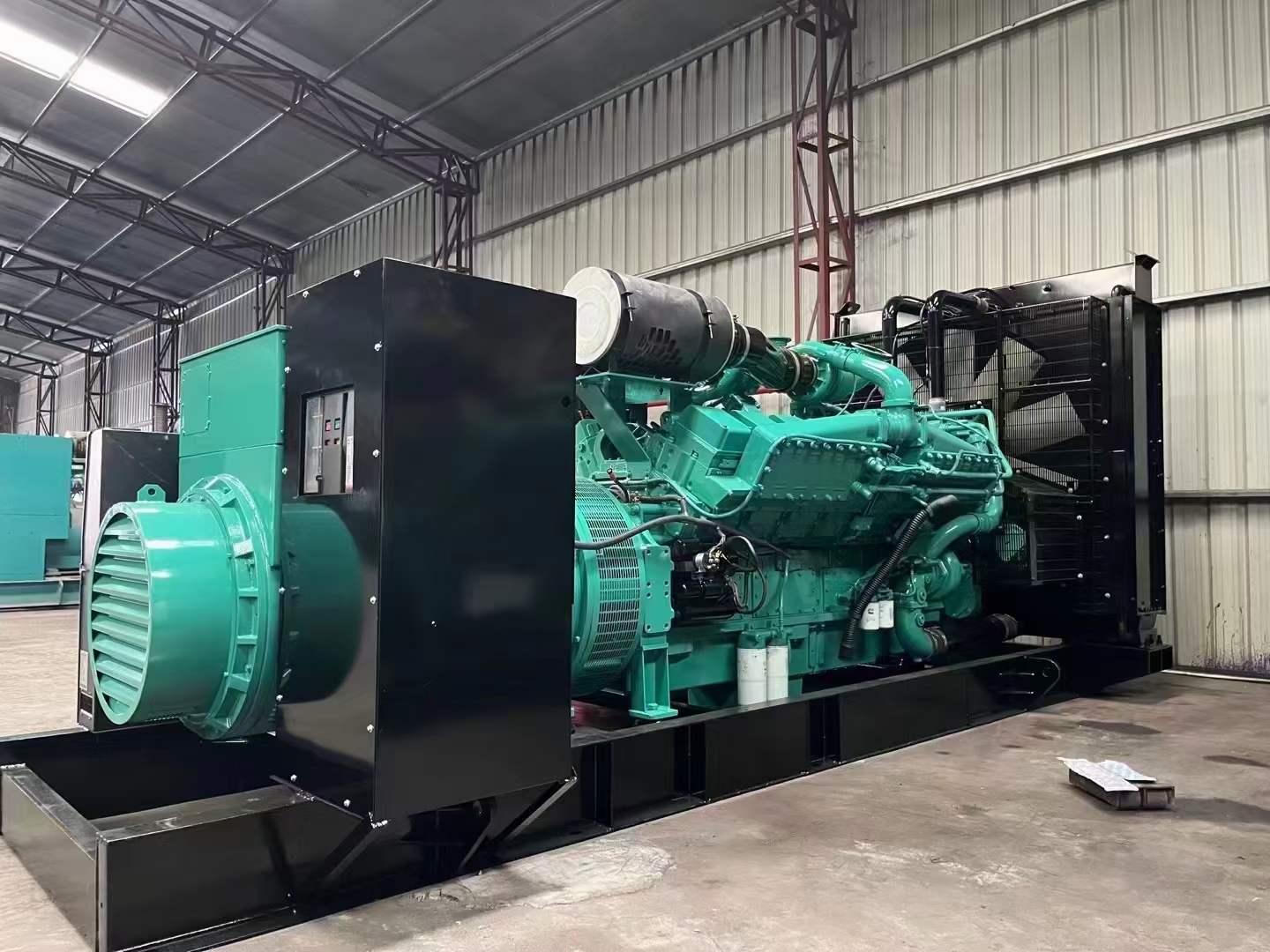 隆安如何降低 800kW 柴油发电机输出电流的波动？