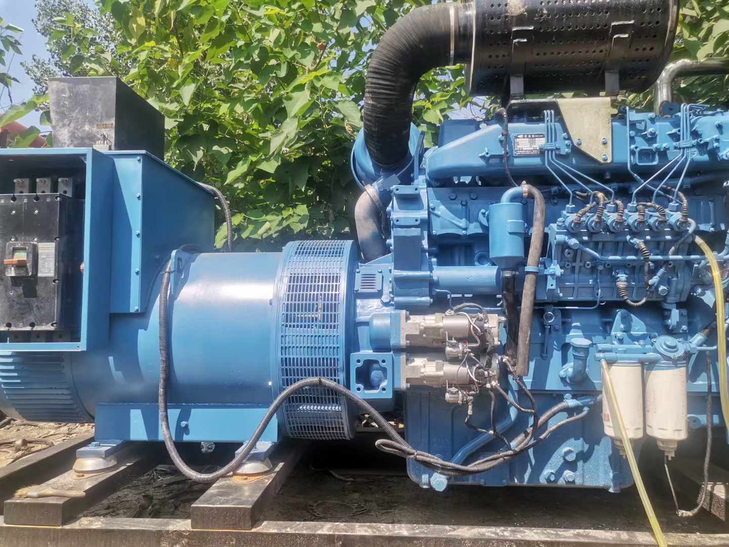 隆安详细说明降低 800kW 柴油发电机输出电流波动的方法