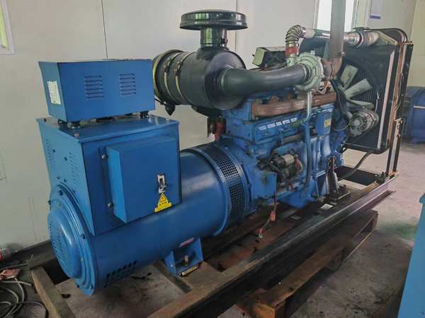 隆安100kW柴油发电机组使用多级机油有哪些优缺点？
